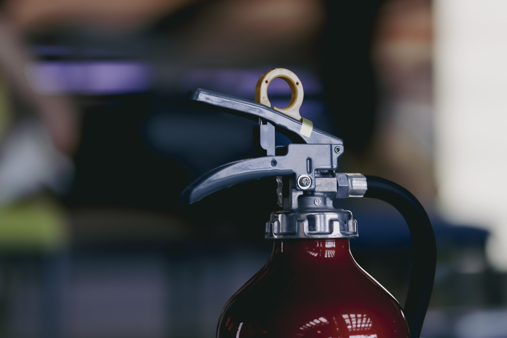 液石法消火器とは