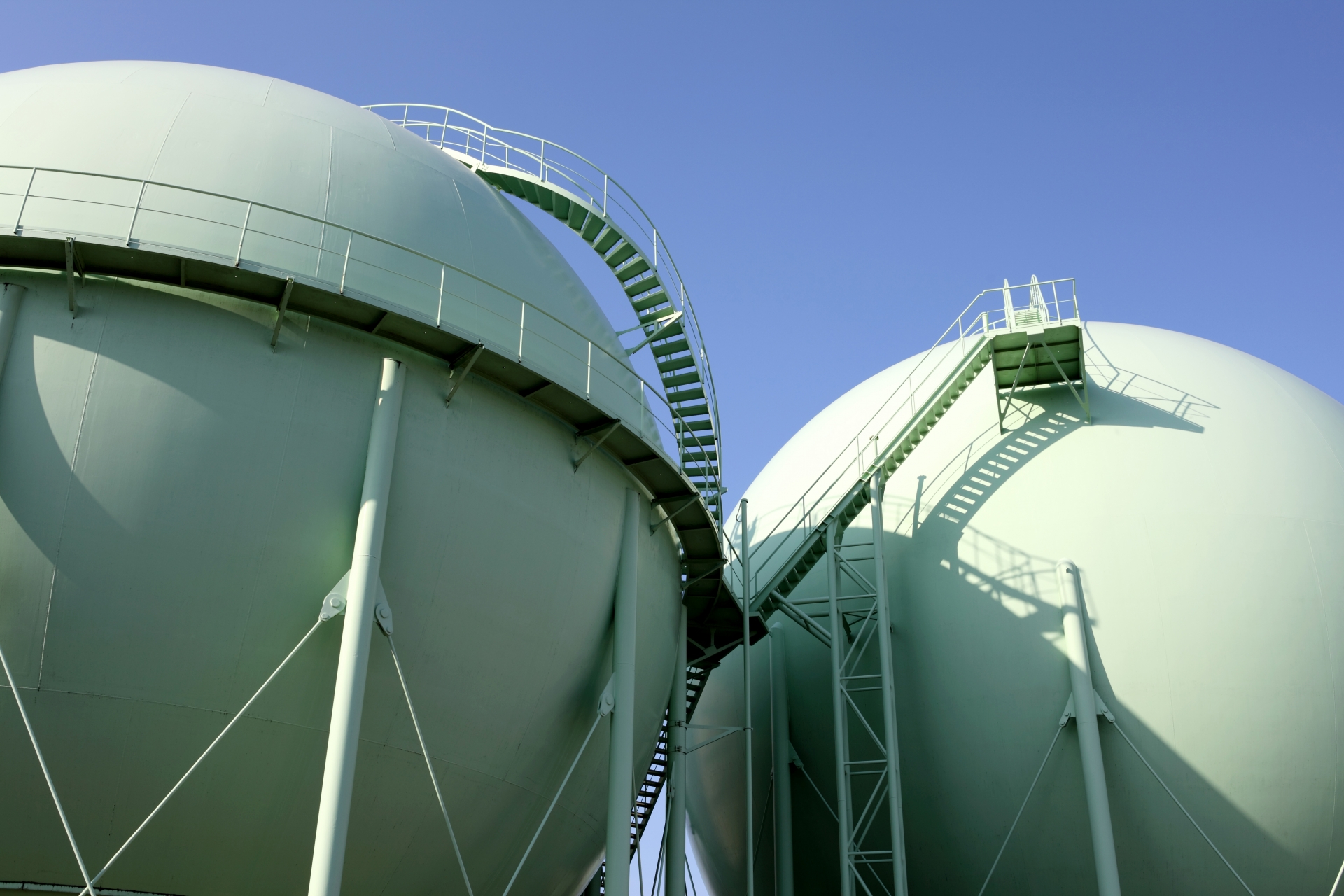 一般消費者にとっての液石法の意味